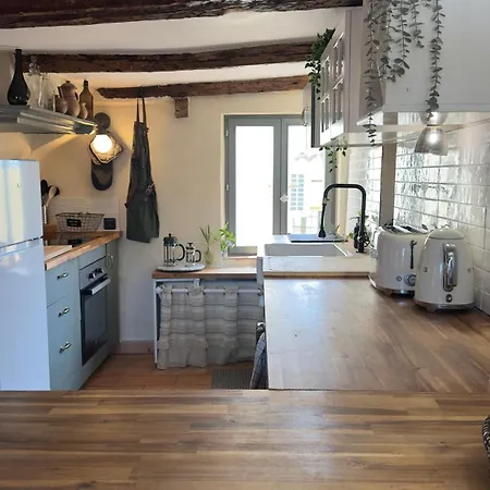 Appartement Duplex, Jacuzzi, Terrasse Sur Les Toits