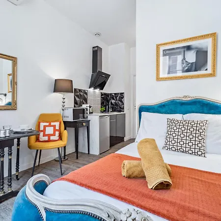 A 2 Pas De La - Climatisation - Wifi - Cuisine - Tramway Appartement *