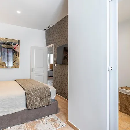 2 Proche Climatisé Appartement