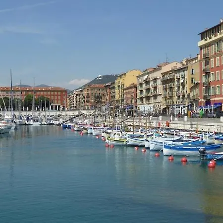 Joli Studio, Quartier Du Port Apartment Nice