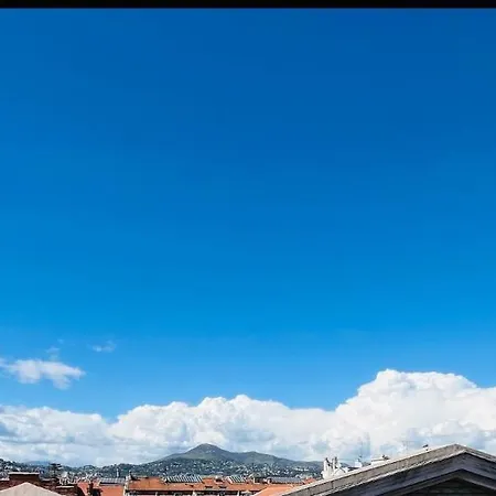 Atypique Calme, Quartier Vip, 50m Apartment *