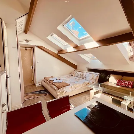 Atypique Calme, Quartier Vip, 50m Apartment