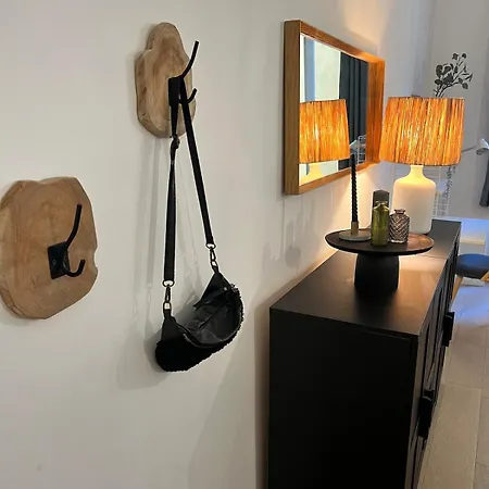 Appartement Dans Le Coeur Du Vieux-nice Nice