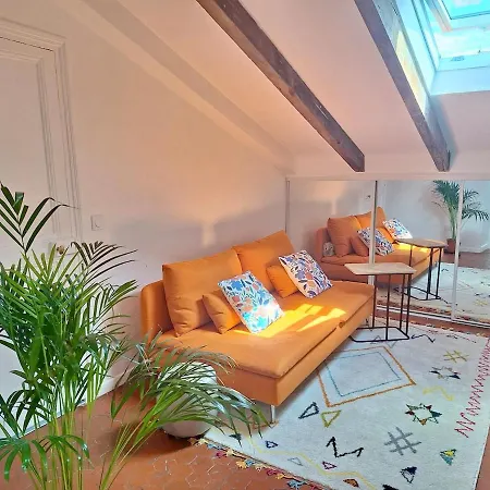 Lofty Hideout With 2 Bedrooms Appartement