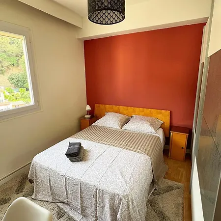 Apartment Large With Balcony *
