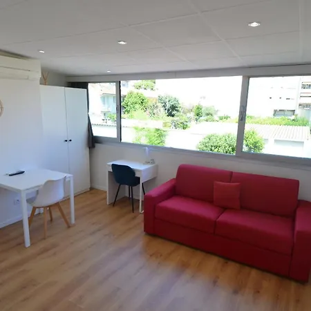Appartement Cassin - Next To Tramway Line 2 Near Airport *