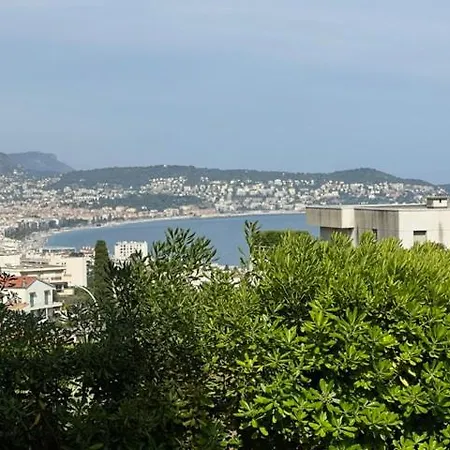 Spacieux Appartement, Jardin, Vue Mer, Calme Appartement Nice