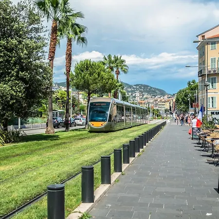 Place Massena Coulee Verte Apartment Nice