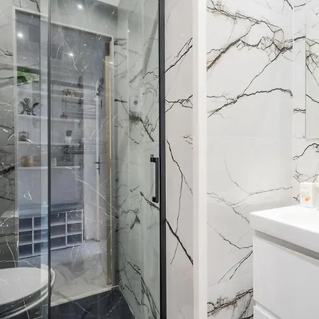 Apartment 3p - Coeur De Nice, Proche