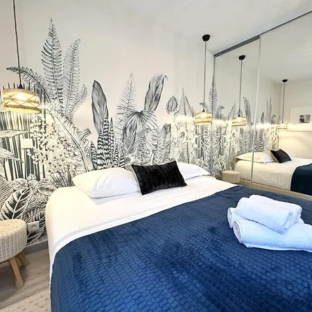 Appartement Riviera - Amazing 1 Bedroom Terrace Old Town Promenade Des Loft Providence 3*