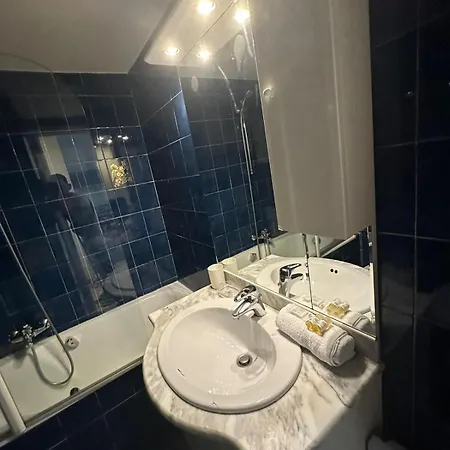 Grimaldi Apartment *