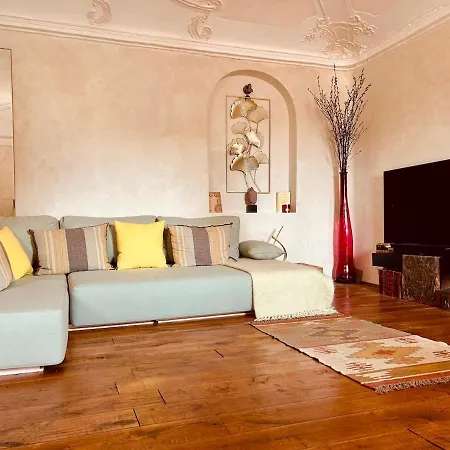 Apartment Old Town, Experience Out Of Time *