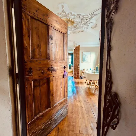 Apartment Old Town, Experience Out Of Time Nice
