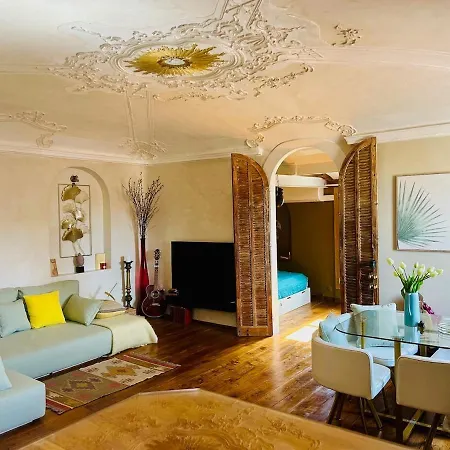 Apartment Old Town, Experience Out Of Time