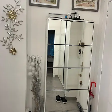 Nice, Jolie A 6 Min A Pied De La Apartment