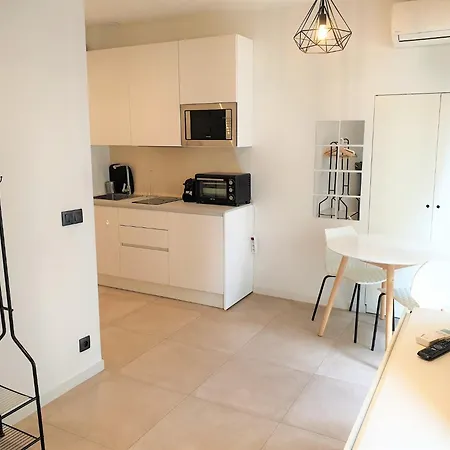 Apartment Centre 306 *