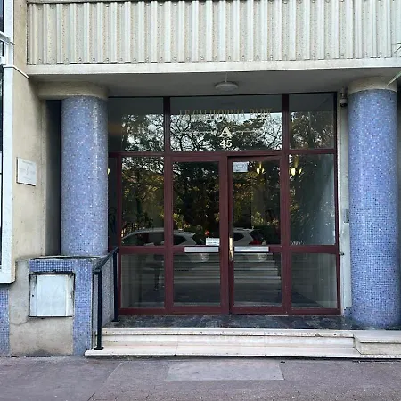 Promenade Des Homestay