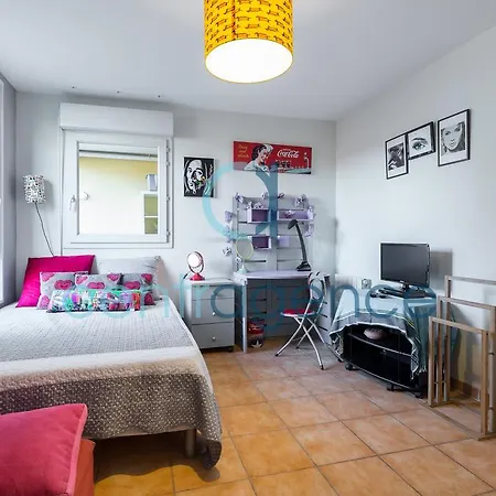 - 2 Chambres - Le Port Apartment