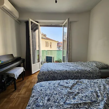 Apartment Air-conditioned Near Sea 4-6 People