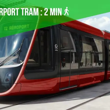 Centre - Climatisation - Calme - Cuisine - Wifi - Tramway Apartment