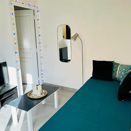 Apartment 2p Sncf Station Downtown Tram Airconditionner