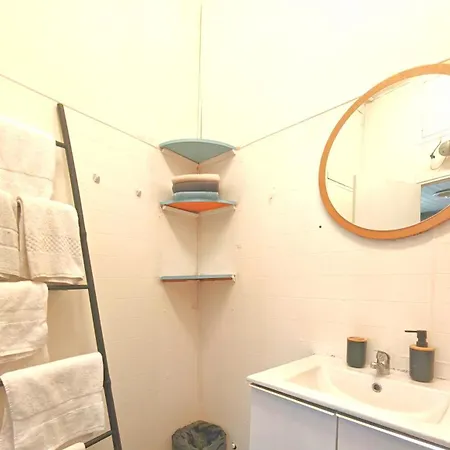 Appartement Vieux Charm - 3 Bedroom Escape - Seaside Nice