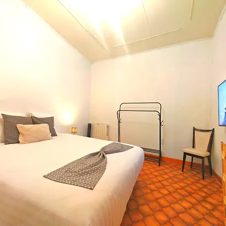Appartement Vieux Charm - 3 Bedroom Escape - Seaside *