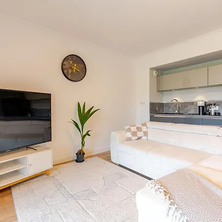 Le Gallieni Apartment