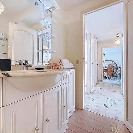 Apartment L'oree De La Lanterne By Interhome Nice