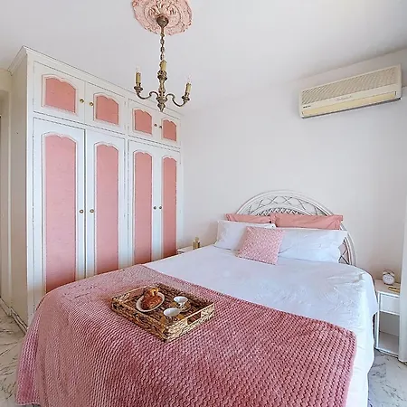 L'oree De La Lanterne By Interhome *