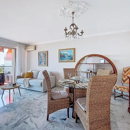 Apartment L'oree De La Lanterne By Interhome *