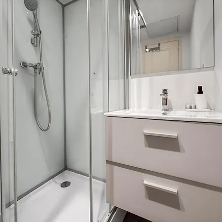 Centre Proche Tram&port, Wifi Gratuit Appartement
