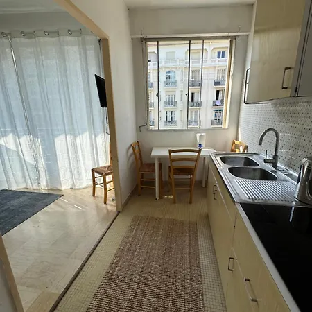 Apartment Promenade Des &