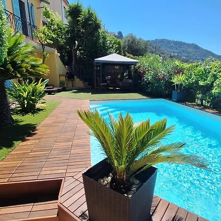 Villa In French Riviera *