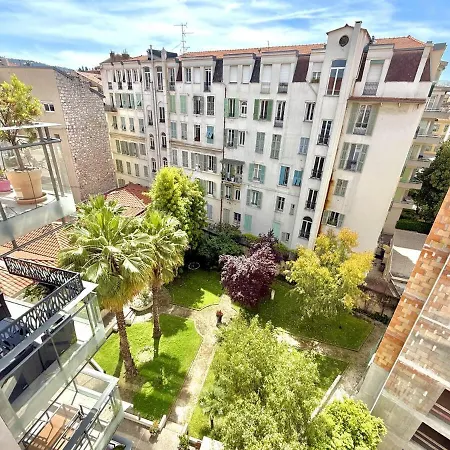 Terrasse 3ème étage, Climatisation Coeur De