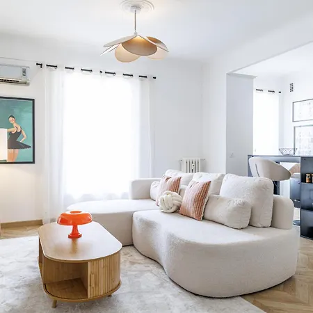 Wide & Cozy 1 Bdr Downtown Apartment Nice