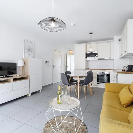 Apartment 2 Pieces Lumineux Quartier Du Port