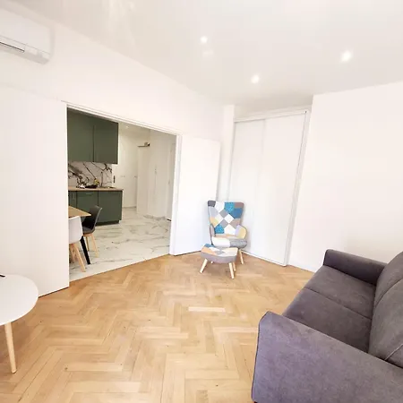 Spacious Family Near Sea - Apartment *