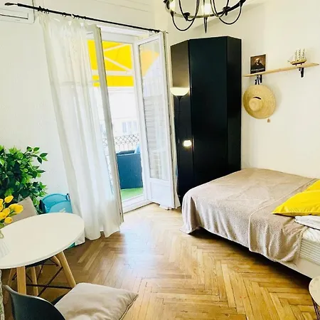 In Center Balcony Apartment