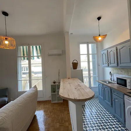 Apartment Centre Palais Ophelia *