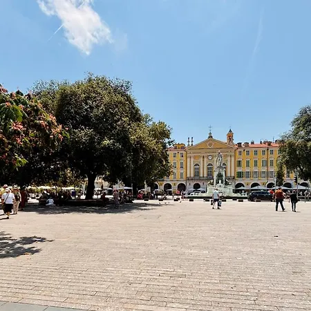 Apartment Tramway, Au Calme Sur Rue Pietonne Proche Garibaldi Et Vieux-nice Nice