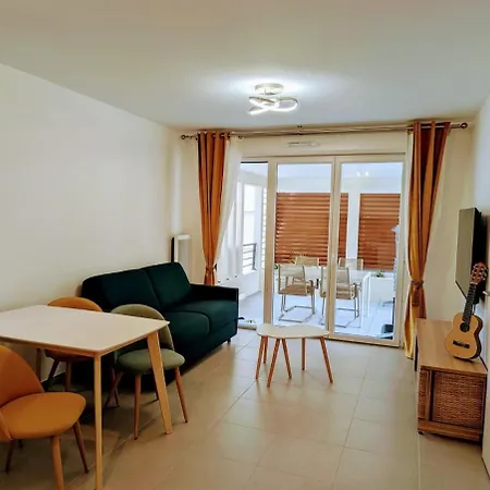 Apartment Neuf T2 Calme Avec Terrasse - Proche Marche Liberation *
