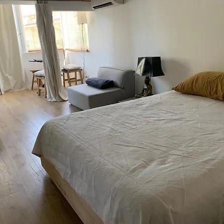Grand Zen à Côté De La Promenade Des Appartement *