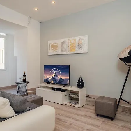 Le Notre Dame, Cosy En Plein Centre De Apartment Nice