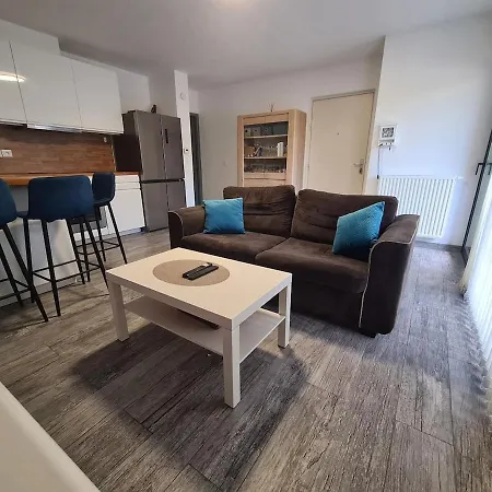 Apartment 3 Pieces