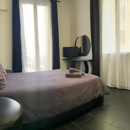 République Appartement Nice