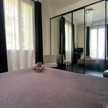 Appartement République *
