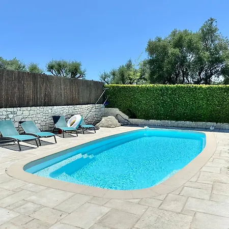 Appartement Magnifique Studio, Piscine, Parking Nice