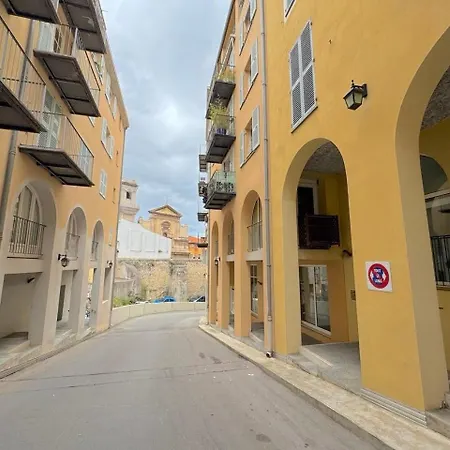 ⁂ Vieux-nice Climatise: Charme Commodites Apartment *