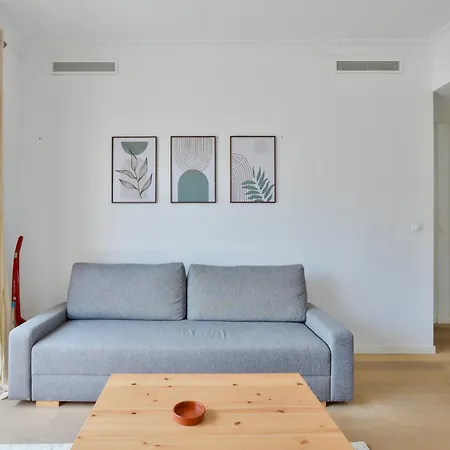 Apartment Superbe T2 Avec Terrasse A Proximite De La *
